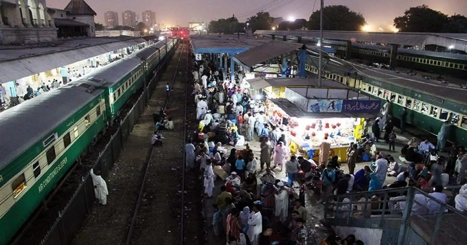 Pakistan Railways increases passengers’ insurance coverage